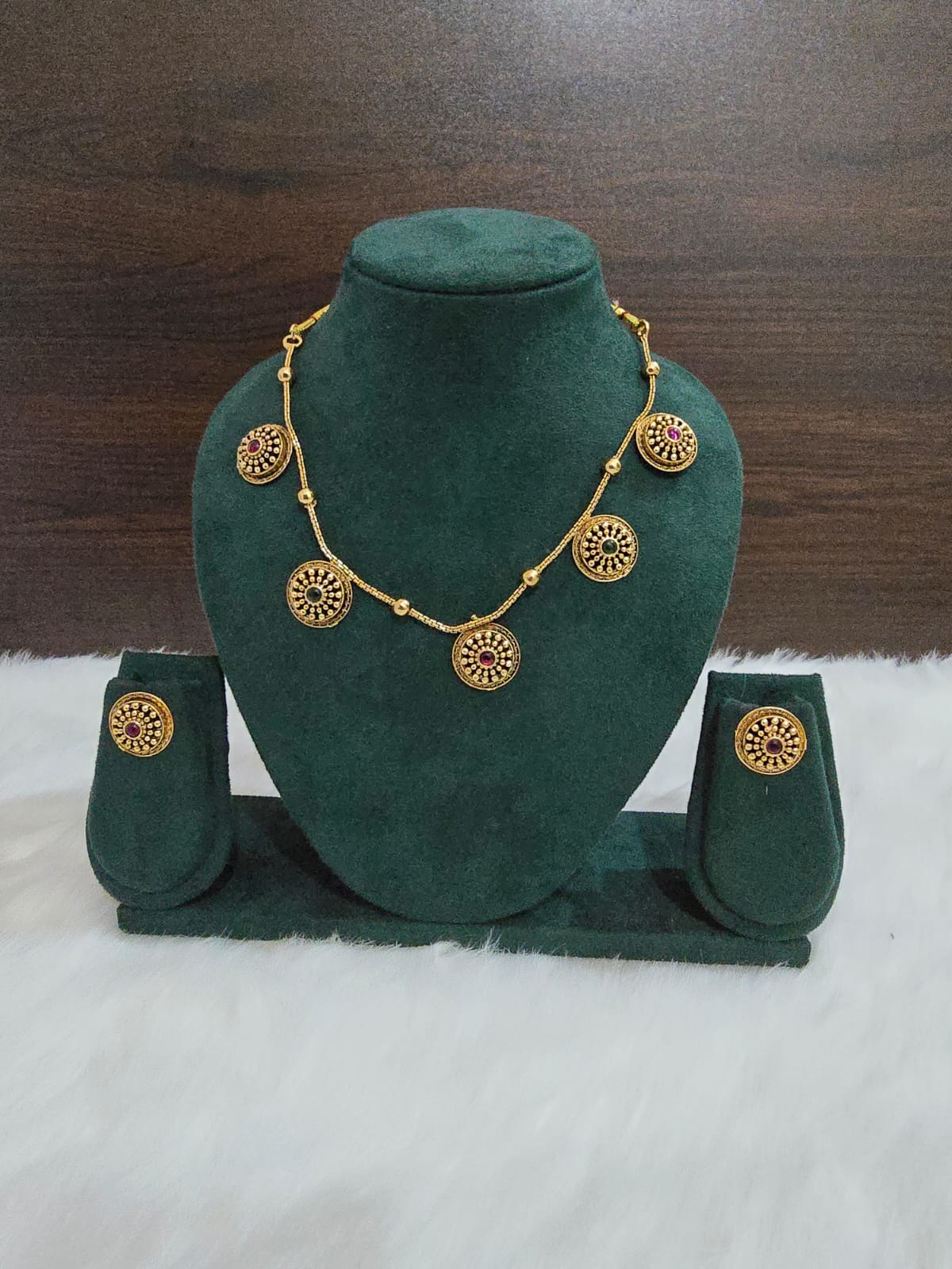 Choker Necklace