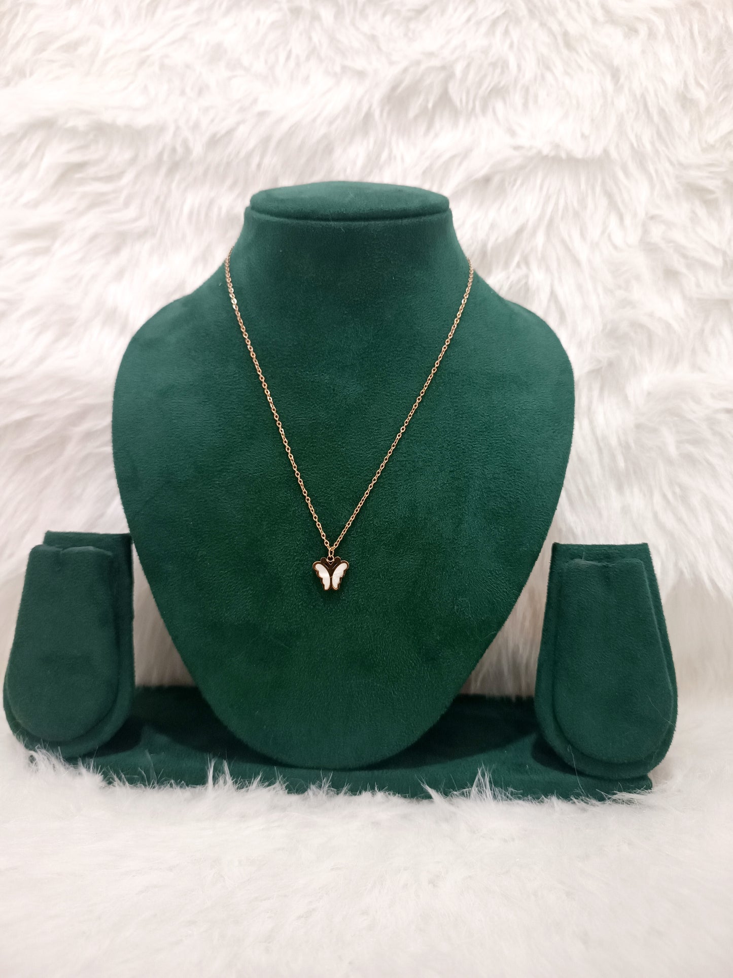 Rose Gold Simple Pendant Necklace