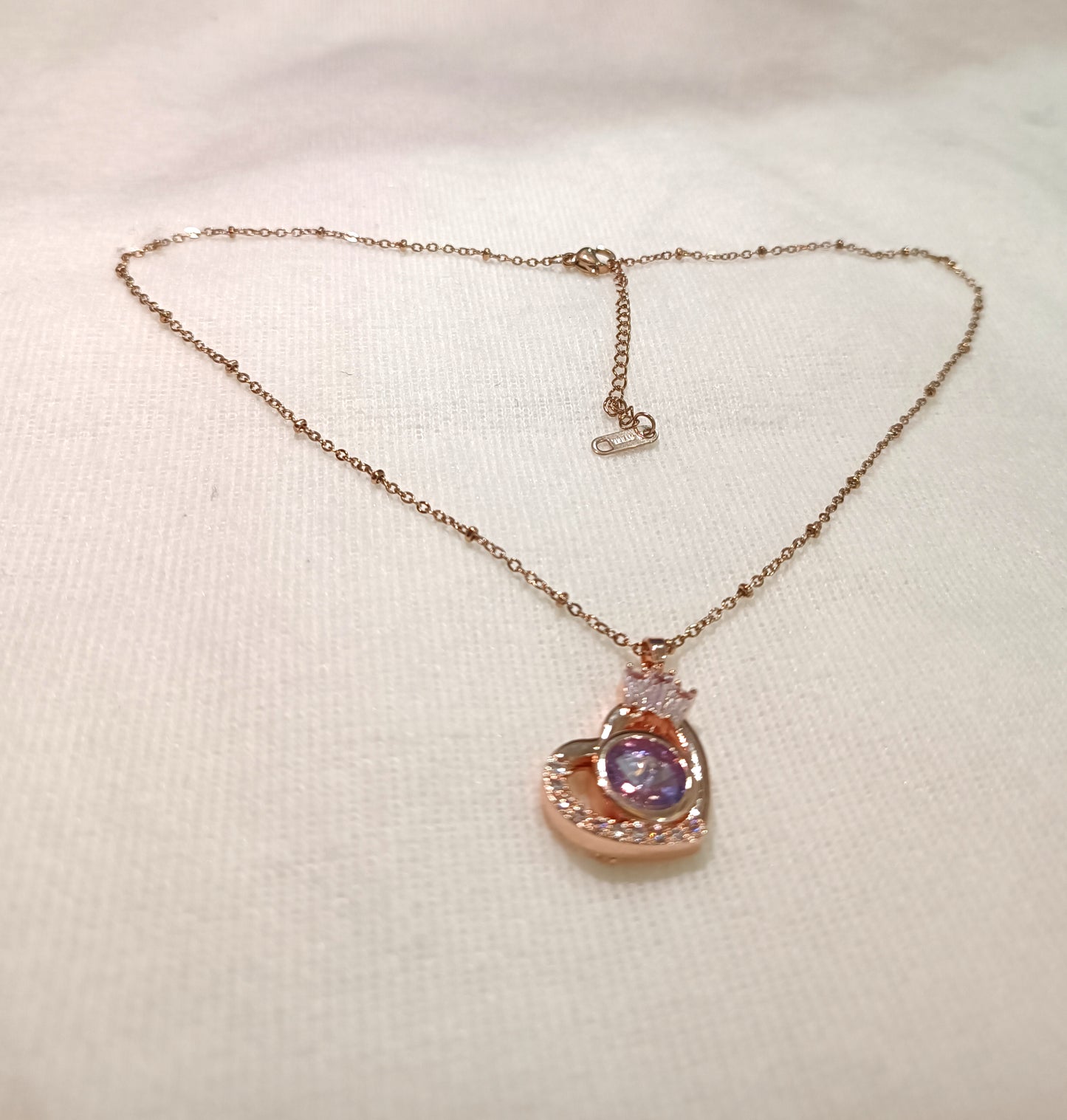 Stone Changing Pendant Necklace